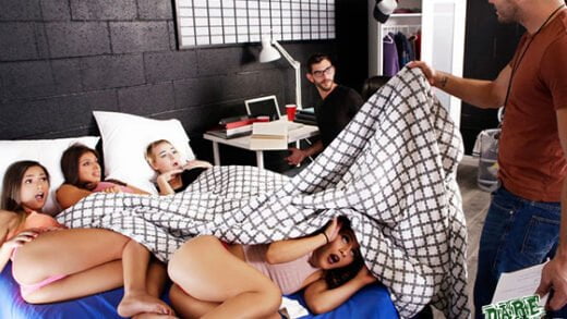 DareDorm – Ella Knox, Liv Revamped And Jaye Summers – Dorm Shenanigans