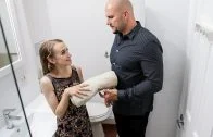 ExxxtraSmall – Madison Wilde – This Tiny Assistant Is the Boss’s Personal Fuck Toy