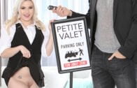 Petite – Lindsey Cruz, Having What It Take To Be A Fucking Petite Model