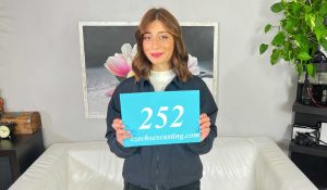 CzechSexCasting &#8211; Emma Fantazy &#8211; Horny Photographer Loves New Faces