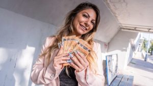 GotFilled &#8211; Lily Veroni &#8211; Lily Gets A Cum Load