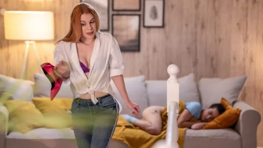 Lesbea – Kaira Love And Valentina Lapiedra – Coming Home To Vibrator And BFF