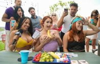 MoneyTalks – Selina Bentz, Renee Rose And Scarlett Venom – Party Crashing