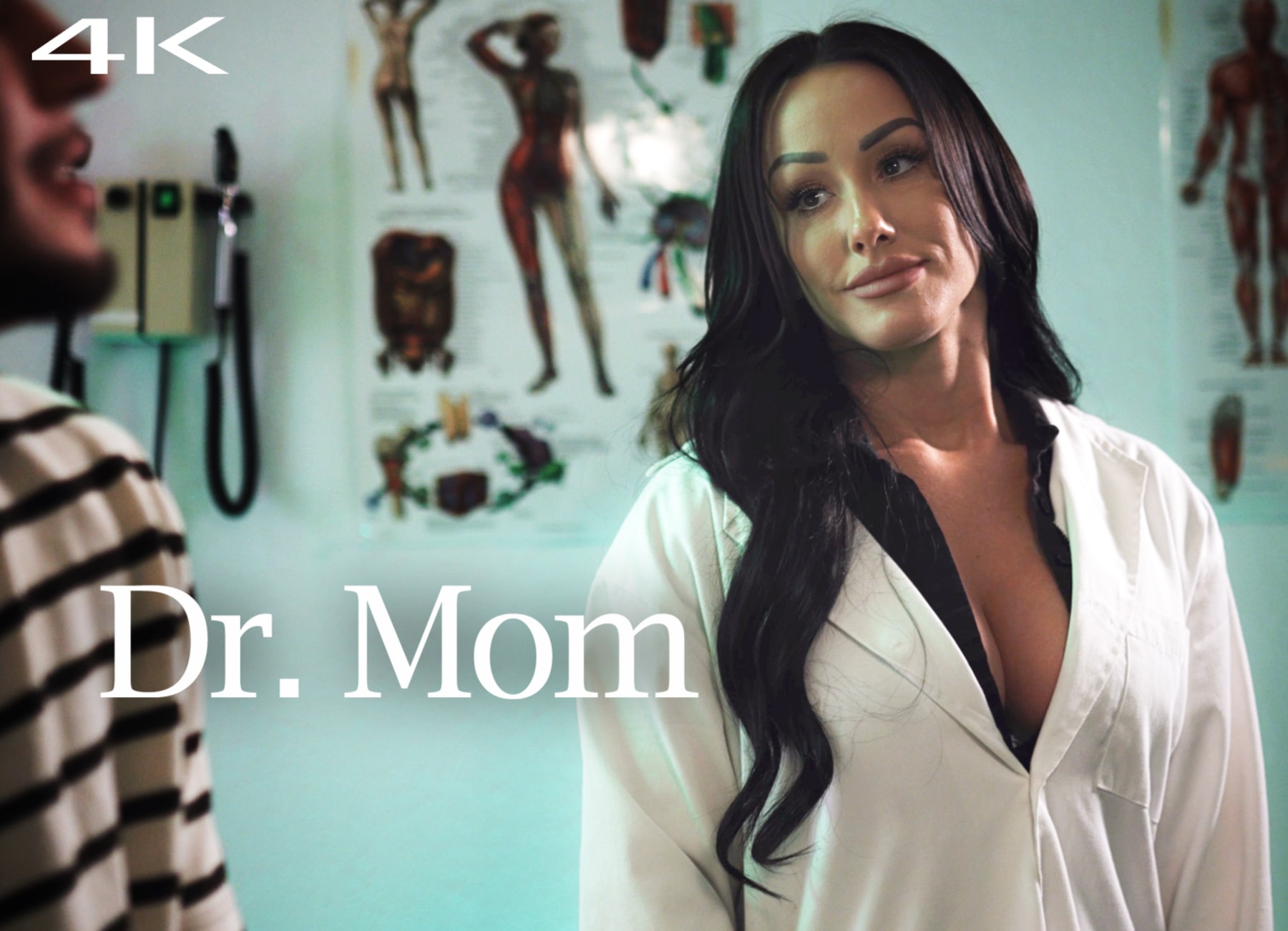 MissaX – Jennifer White – Dr. Mom, Perverzija.com MissaX – Jennifer White – Dr. Mom