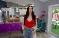 SexSelector – Katie Cai – You’re Staying With Me?